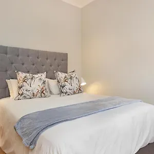 https://mount-bay.hotels-capetown.com